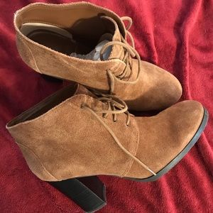 Ankle boots